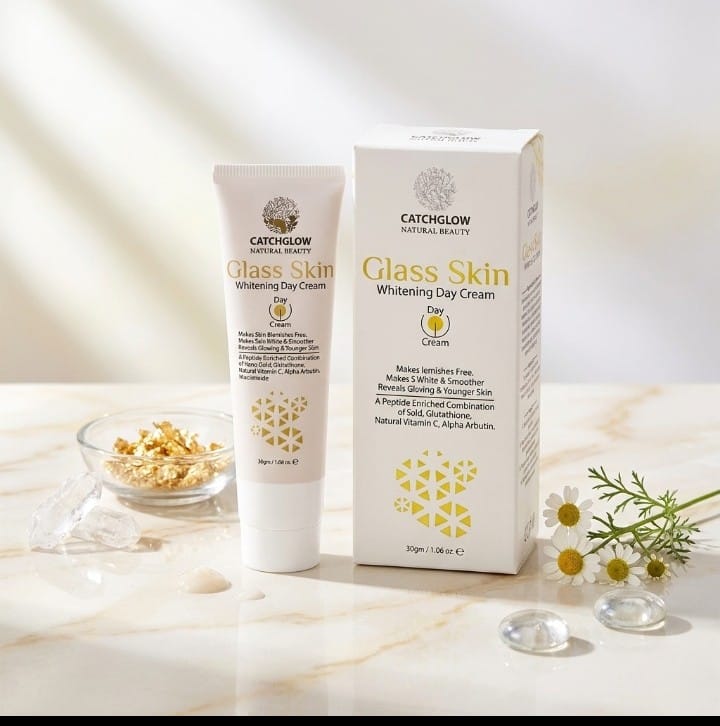 CatchGlow Glass Skin Whitening Day Cream – Brightening & Moisturizing Face Cream (30g)